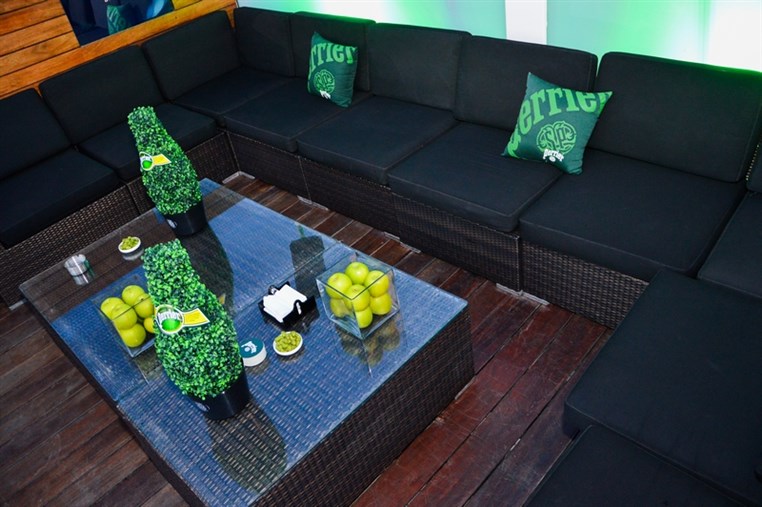 Perrier Happy Hour